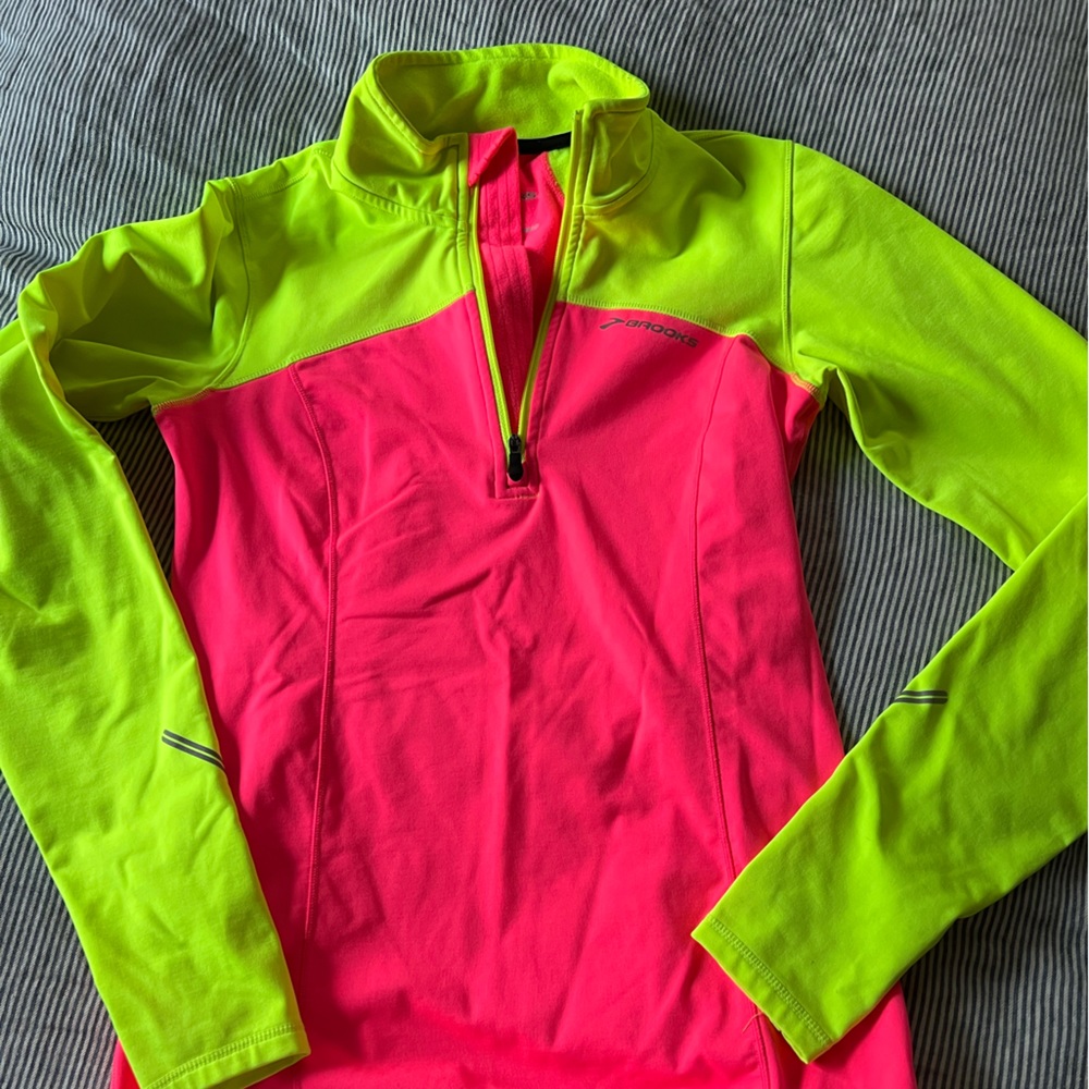 Brooks cycling or running fleece top size xs